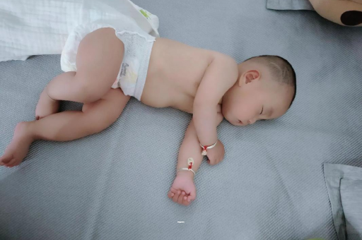 泗洪宝宝夏天要穿袜子吗